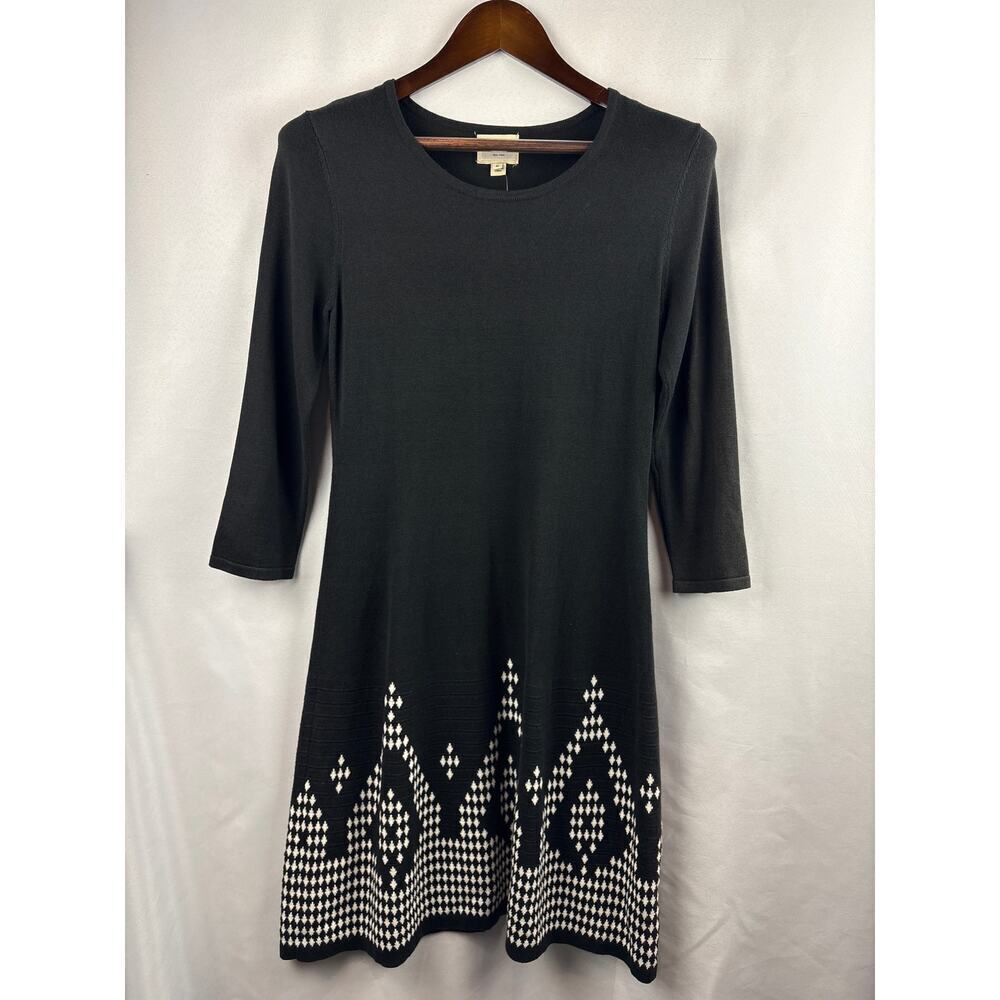 Women’s eci Medium Black Knit Sweater Dress w/ White Abstract Pattern